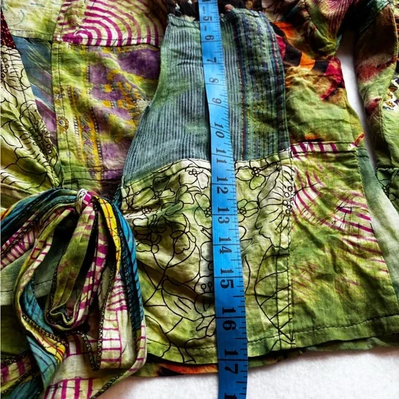 Kathmandu Imports Boho Patchwork Tie Front Bell Sleeve Blouse size small/medium - Picture 6 of 9